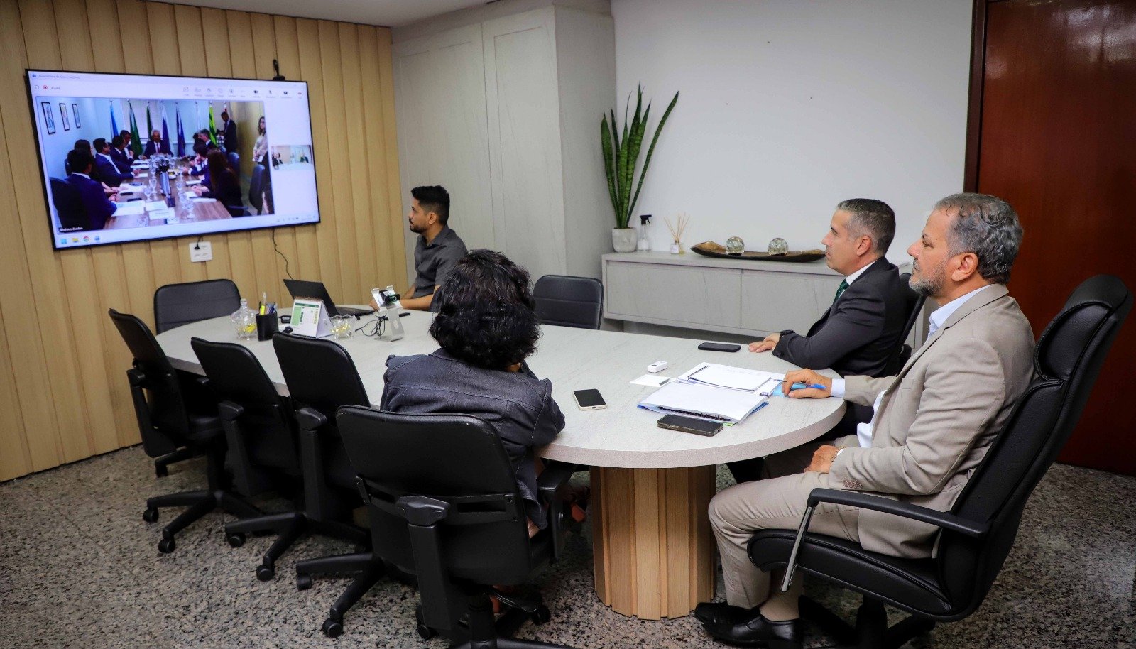 Esteve Governo do Tocantins na Assembleia Geral do Consórcio Brasil Central
