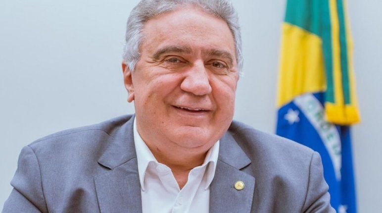 Laurez navega desafios políticos em pré-candidatura: “aprendendo caminhos, entre acertos e erros”