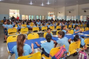 Simplificação do fornecimento de merenda garante regularidade no atendimento diário a 45 mil alunos da rede municipal de Palmas.