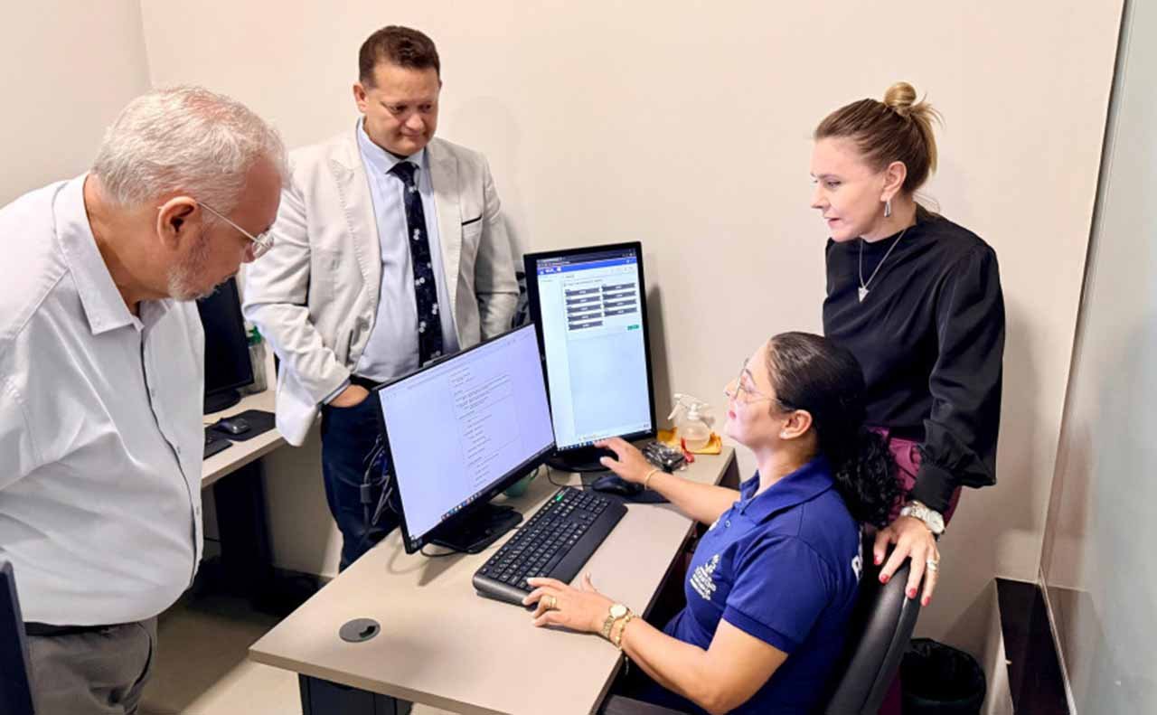 Vice-presidente da Jucetins, Pr. Wesley Lemos, visita equipe técnica dos Escritórios Regionais.