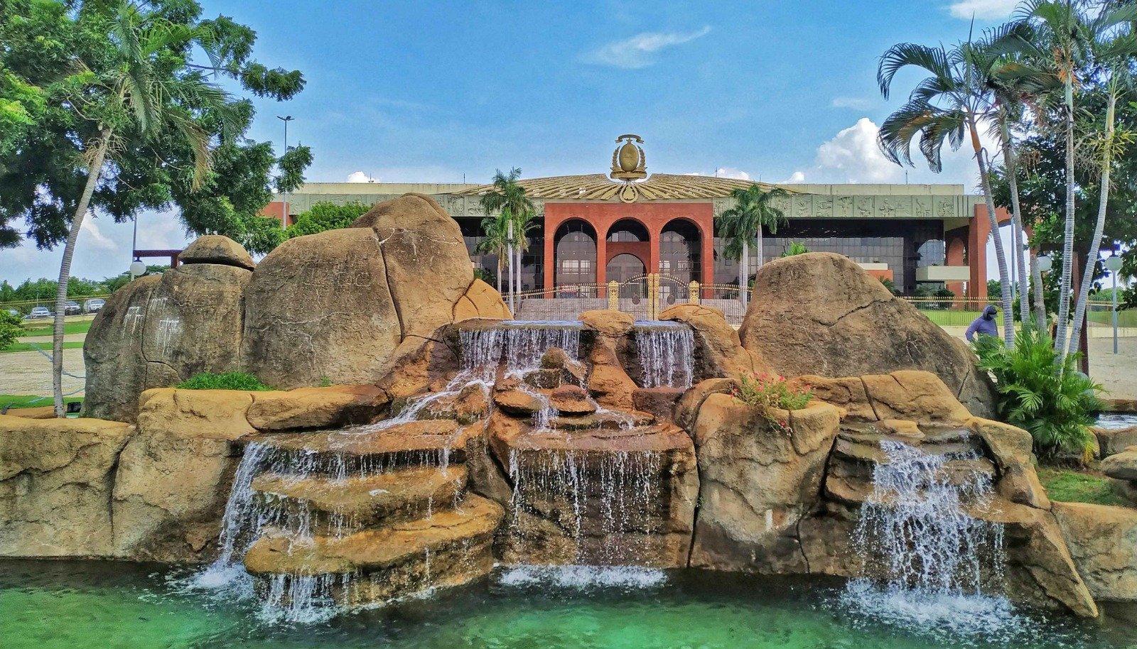 Carnaval: Governador decreta ponto facultativo nas segunda 16 e terça 17