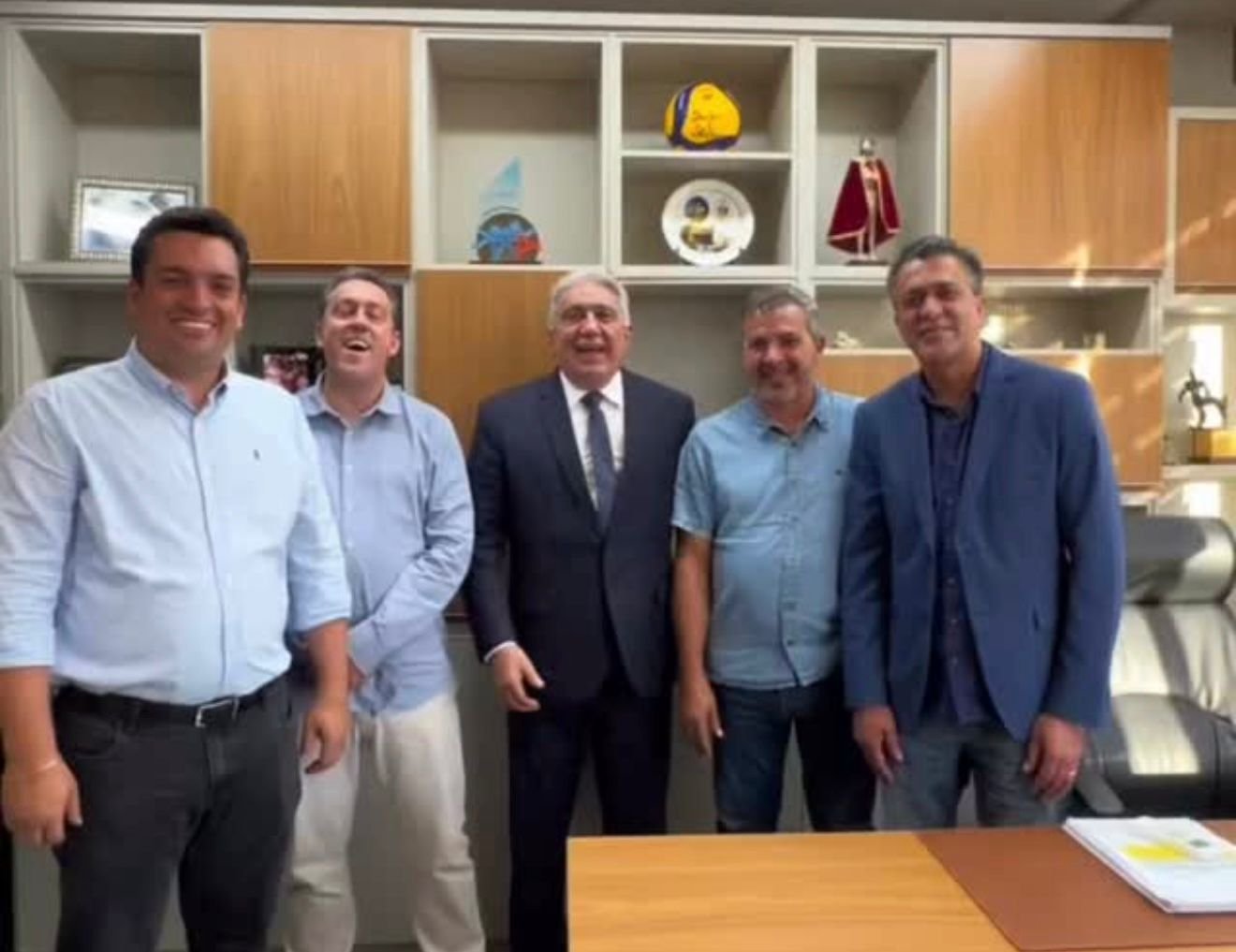 Laurez reúne-se com quatro deputados e lança: “aliança que verdadeiramente cuida do Tocantins”