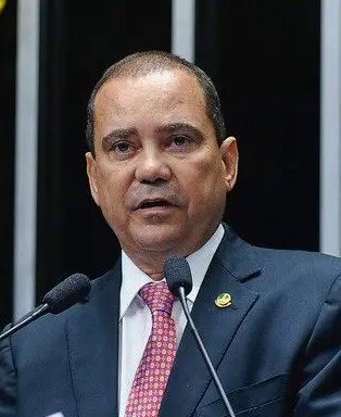 Vicentinho Alves ao abandonar a gestão de Eduardo, nega ressentimentos, agradece a confiança e afirma: “irei de corpo, alma e coração na campanha do meu filho”