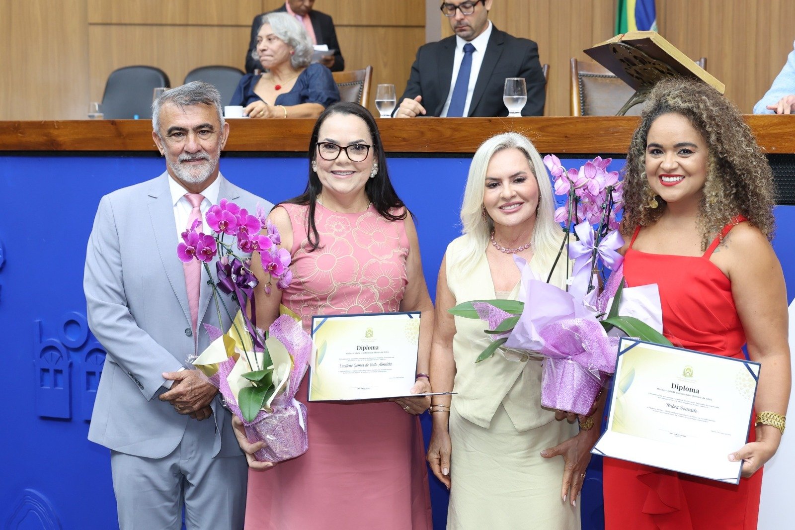Amélio Cayres homenageia mulheres líderes na Sessão Solene do Dia da Mulher na Aleto.