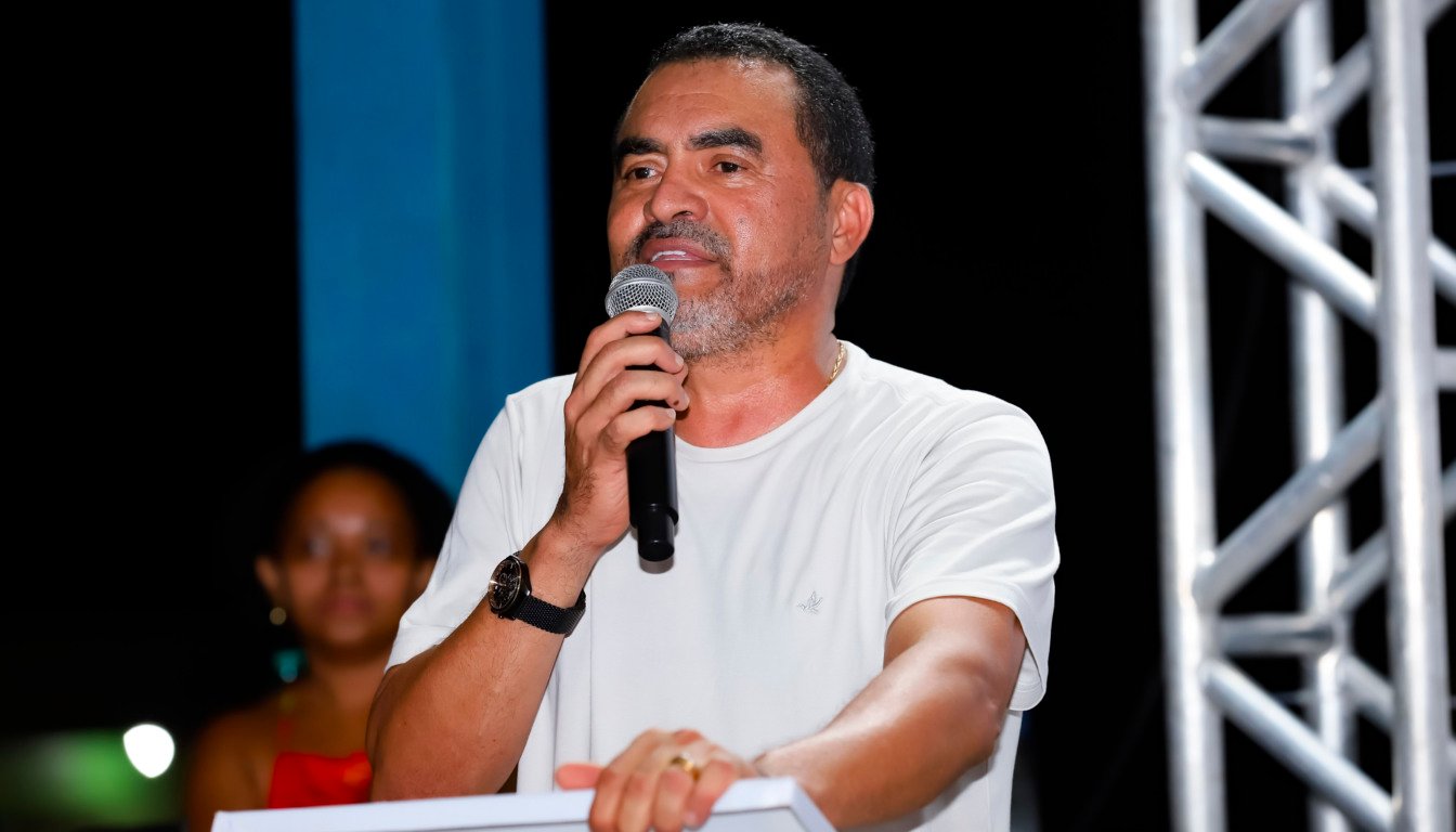 Wanderlei acelera e embarca议程密集访问四个地区本周内