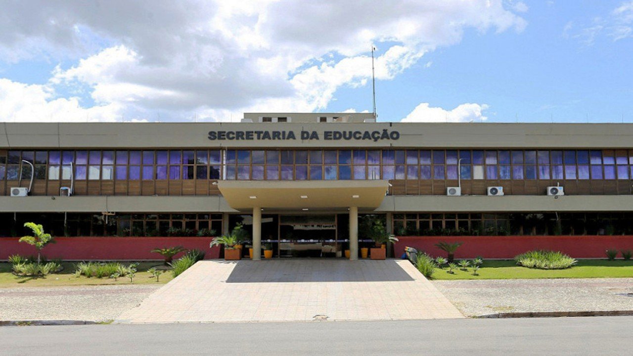 Desvendando o edital: o que é verdade sobre a redistribuição do concurso da Educação