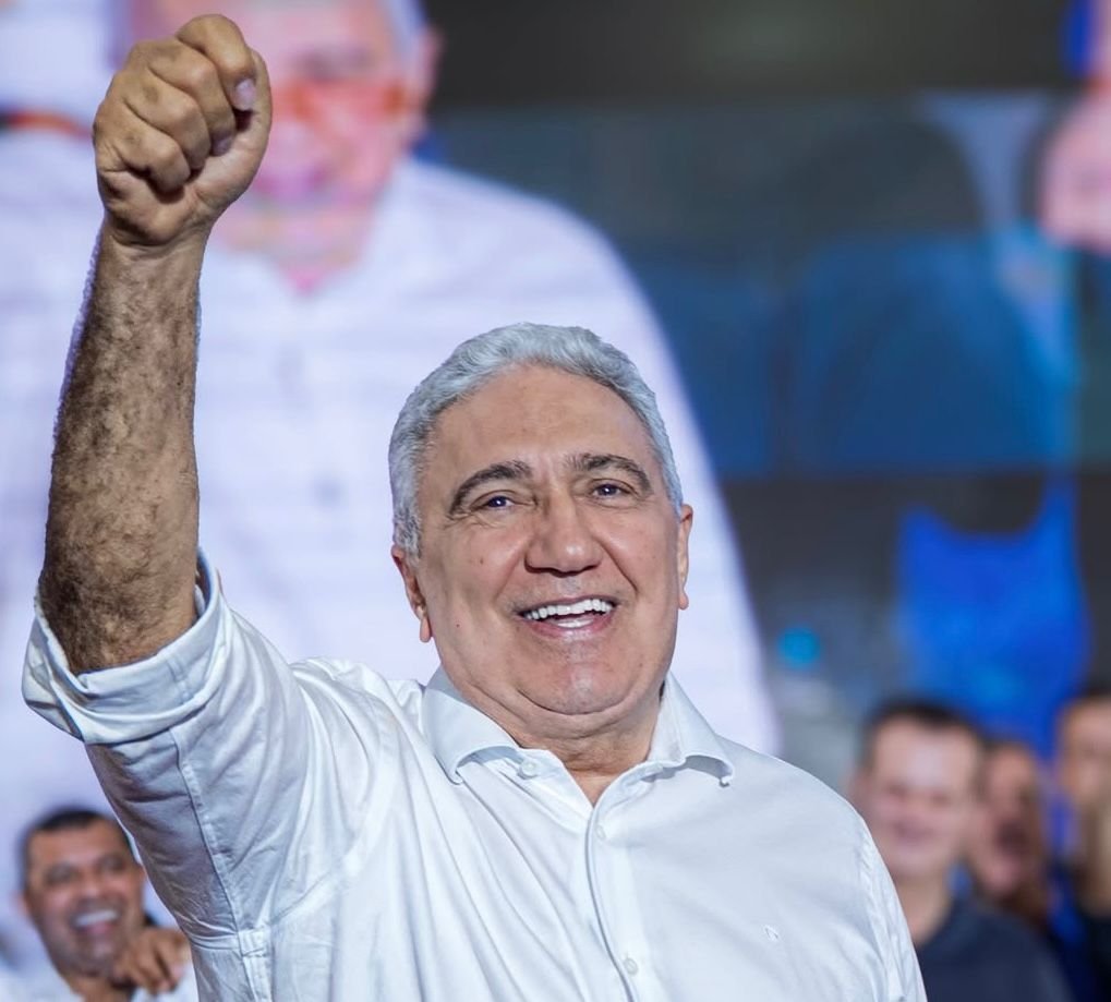 Pré-campanha: Laurez adapta discurso, concentra redes em agendas tradicionais: “já não sei separar o TO de mim”.