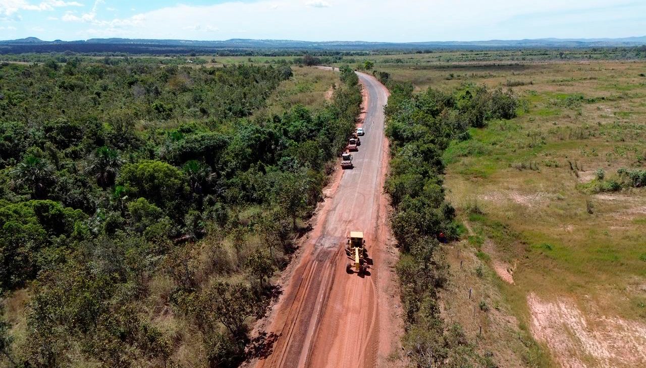 O Governo do Tocantins impulsiona o Vale do Araguaia com mais de R$ 15 milhões em obras de infraestrutura na TO-164.