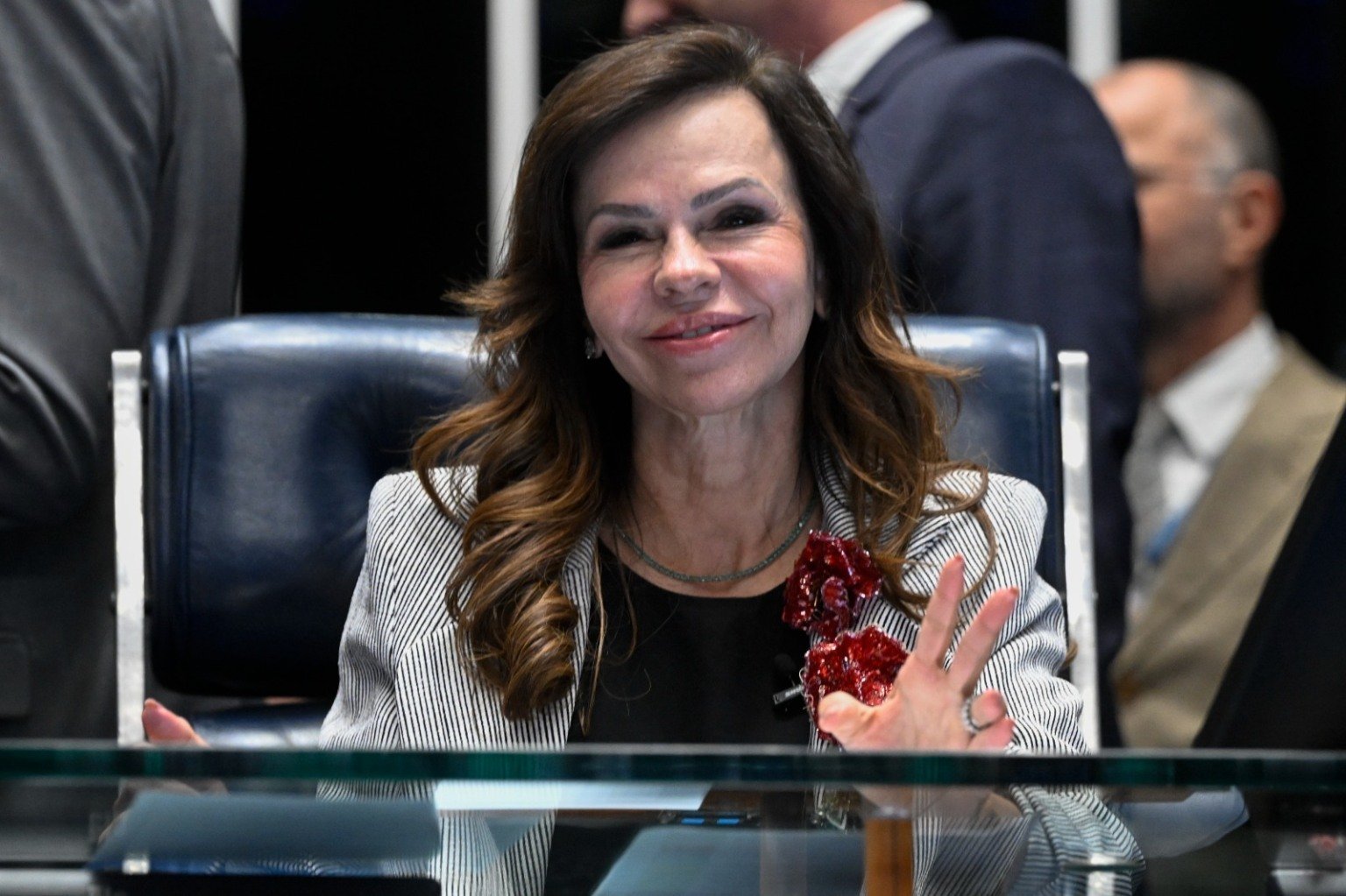 Senado com Dorinha relatora concede novo piso salarial para magistério e aprova reajuste de R$ 5,1 mil.