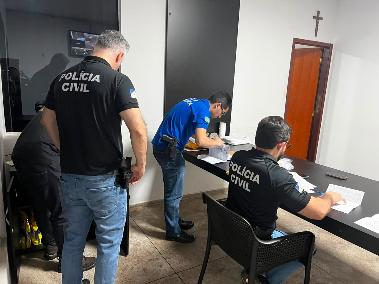 Fraude de R$ 26 milhões: galpão e empresas falsas para sonegação.