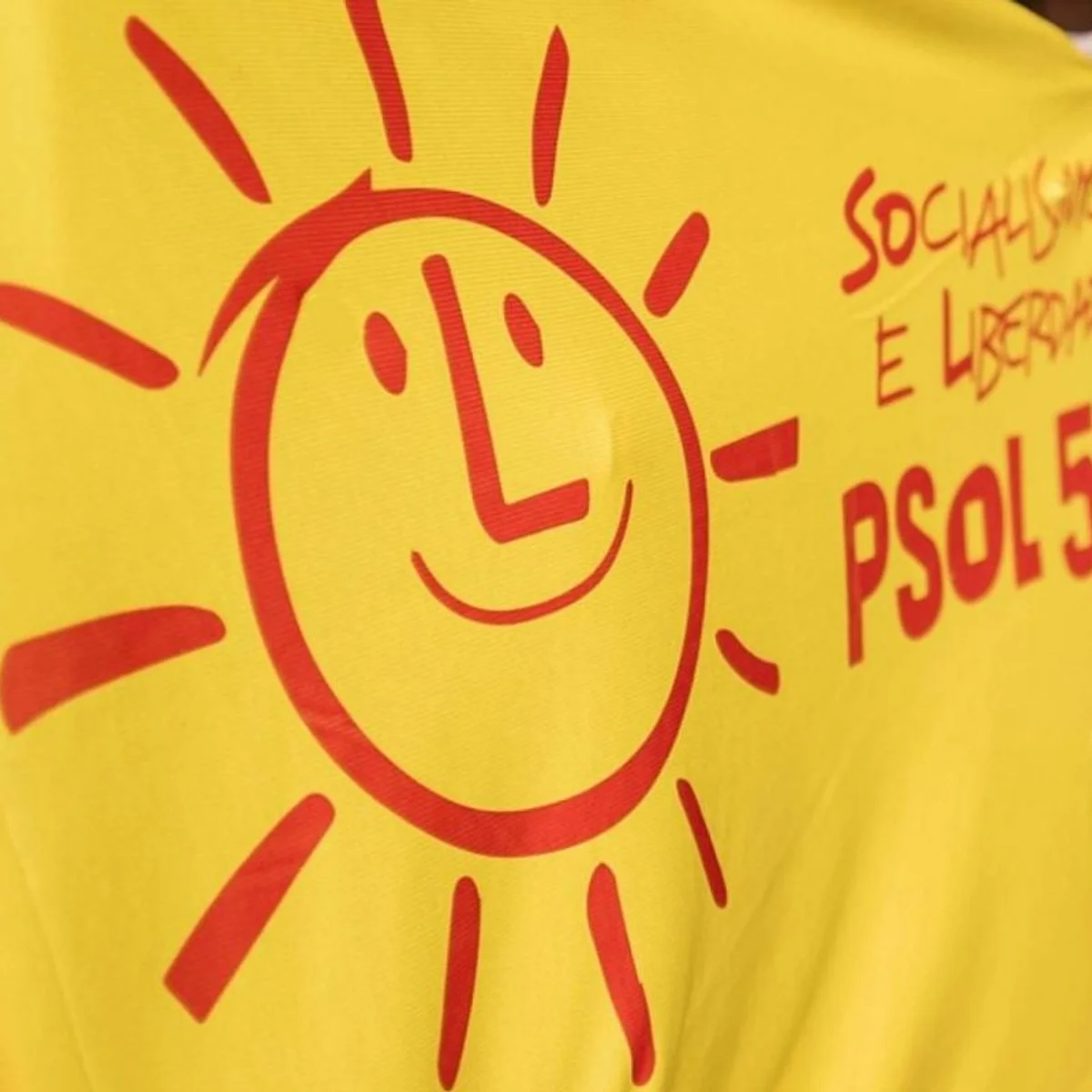 PSOL se abstém no segundo turno