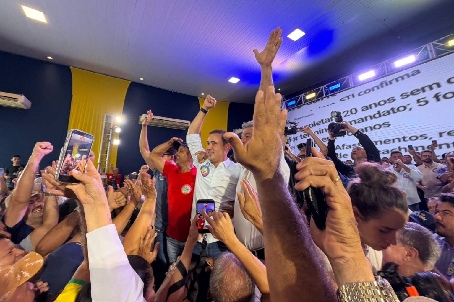 Vicentinho lança campanha com apoio maciço de 124 vereadores, refuta pesquisas e promete governo inclusivo: “De mãos dadas, construiremos o futuro”